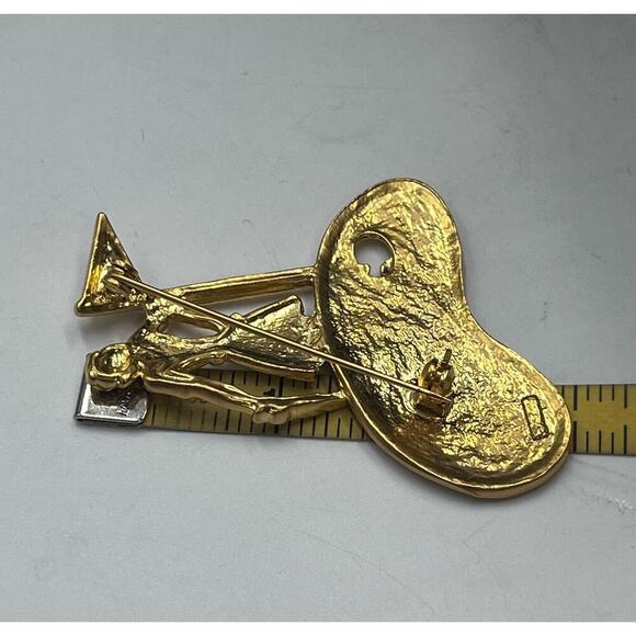 Lady Golfer Pin/Brooch Vintage, Gold Bezel, Shiny Gold Lady Golfer, CAJC Design - Picture 7 of 10